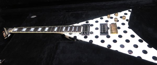 画像13: Jackson USA Custom Shop RR1.5 Exclusive /  Polka Dot V  (13)