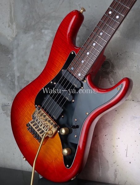 画像5:  Valley Arts Custom Pro USA '90 / 1Piece Flame Maple / Fire burst  (5)