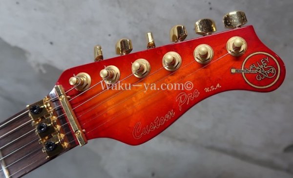 画像2:  Valley Arts Custom Pro USA '90 / 1Piece Flame Maple / Fire burst  (2)