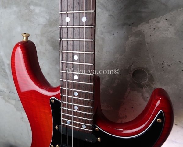 画像9:  Valley Arts Custom Pro USA '90 / 1Piece Flame Maple / Fire burst  (9)