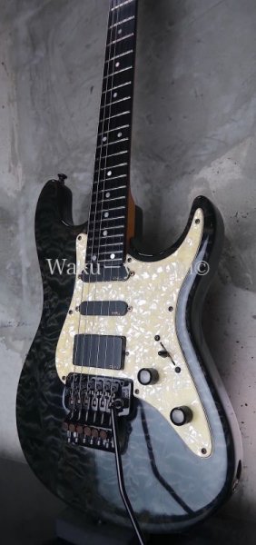 画像5: ☆期間限定 驚愕の大特価☆ Valley Arts Custom Pro USA  Quilt Maple Top 90's / Trans Black  (5)