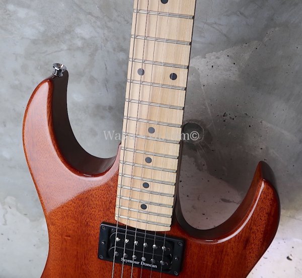 画像9: B.C. Rich Gunslinger Mahogany Reverse Head Natural  (9)