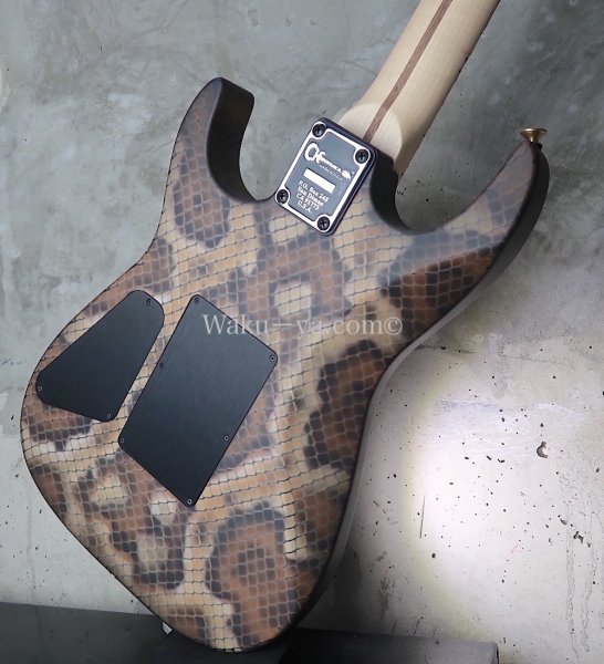 画像12: ♫即納可能☆ Charvel USA Custom Shop Warren De Martini/  Signature / SnakeSkin Graphic　(1) (12)