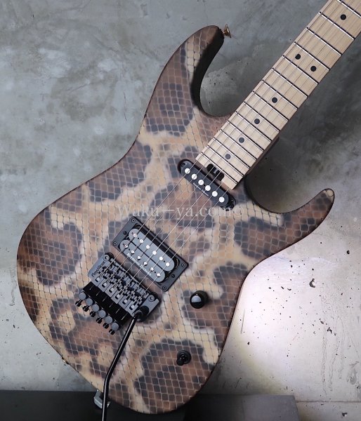 画像13: ♫即納可能☆ Charvel USA Custom Shop Warren De Martini/  Signature / SnakeSkin Graphic　(1) (13)