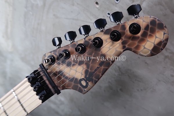 画像3: Charvel USA Custom Shop Warren De Martini/  Signature / SnakeSkin Graphic (2) (3)