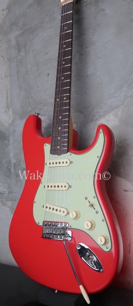 画像9: Fender Custom Shop LTD '63 Stratocaster Journeyman Relic / Aged Fiesta Red  (9)