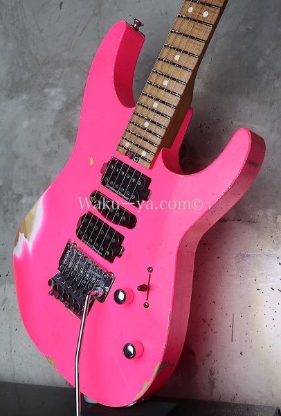 画像9: Jackson USA Custom Shop " Master Built" Dinky HSH Relic  / Neon Pink (9)