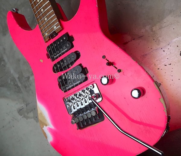 画像11: Jackson USA Custom Shop " Master Built" Dinky HSH Relic  / Neon Pink (11)