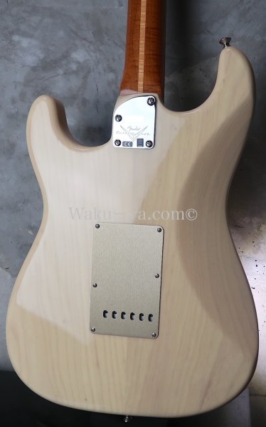 画像2: Fender Custom Shop American Custom Stratocaster NOS / Honey Blonde (2)
