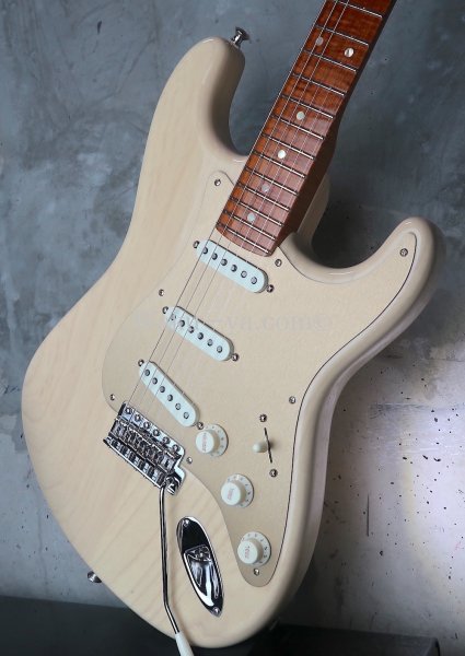 画像9: Fender Custom Shop American Custom Stratocaster NOS / Honey Blonde (9)