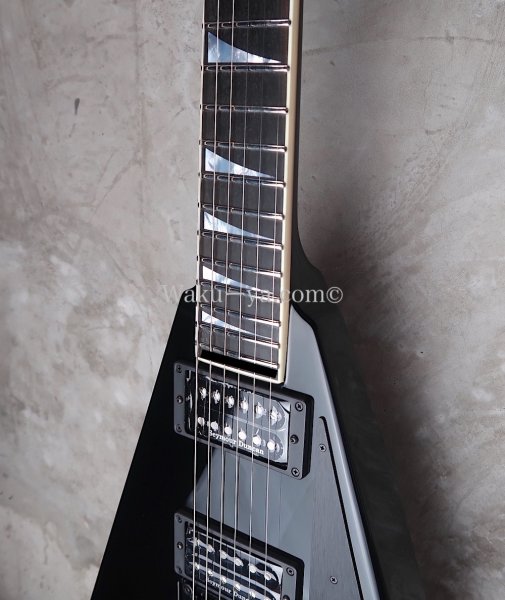 画像5:  Jackson USA RR-1 Randy Rhoads V / Black / Custm Shop Certificate (5)