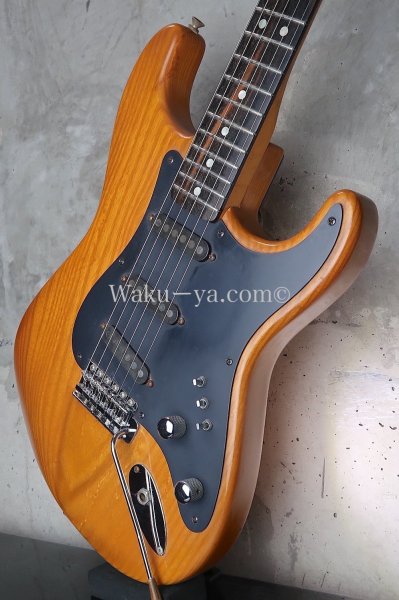 画像9: Valley Arts '78 Stratocaster SSS / Natural  (9)
