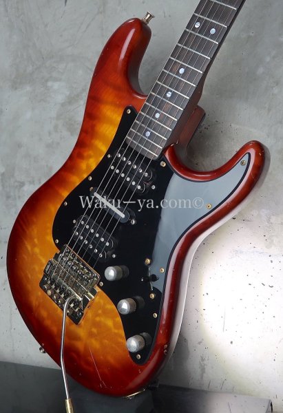 画像9: Valley Arts '84 Stratocaster HSH Quilted Maple Kahler / Sunburst (9)