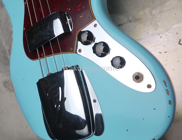 画像11: Fender USA Custom Shop '64s Jazz-Bass  / Relic /  Daphne Blue (11)