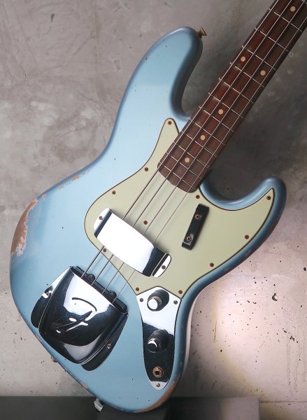 画像13: Fender Custom Shop '60 Jazz Bass Relic / Ice Blue Metallic (13)