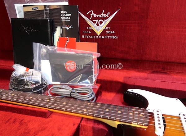 画像14: ☆即納可☆ Fender Custom Shop Limited Edition BVLGARI Stratocaster® /  NOS (14)