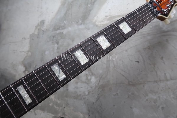 画像4: EVH Wolfgang Hard Tail Sunburst (4)