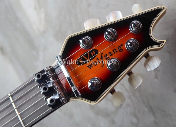 画像3: EVH Wolfgang Hard Tail Sunburst (3)