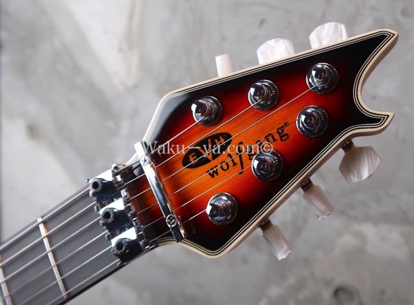画像3: EVH Wolfgang  "5A" Flamed Maple Top  3-Color Sunburst (3)