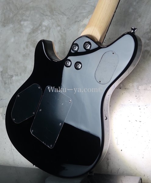 画像12: EVH Wolfgang  "5A" Flamed Maple Top  3-Color Sunburst (12)