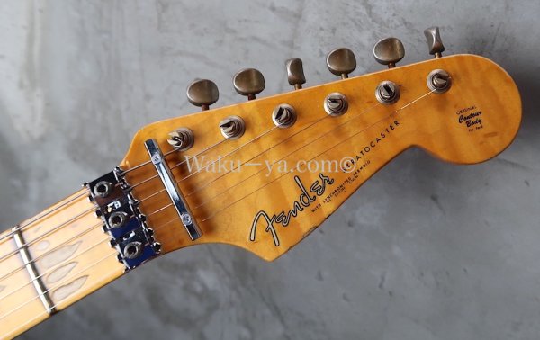 画像2: Fender Custom Shop '62 Stratocaster SSH Heavy Relic / FRT / Daphne Blue (2)