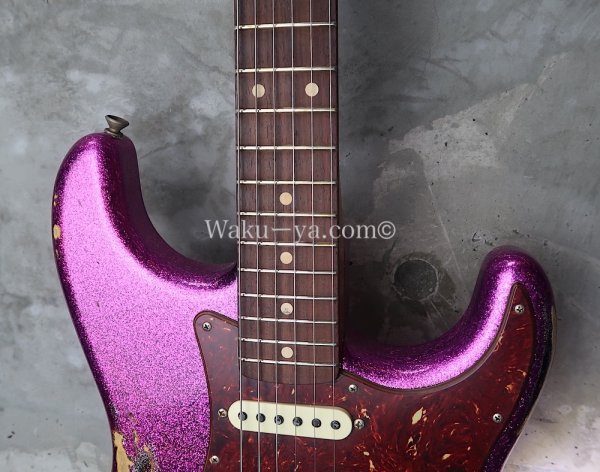 画像10: Fender Custom Shop ’62 Stratocaster Heavy Relic / Magenta Sparkle  (10)