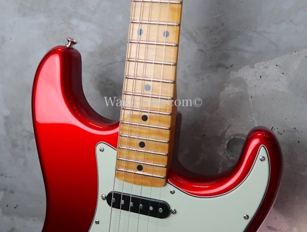 画像3: Fender Custom Shop '62 Flamethrower Stratocaster NOS / "AAAA" MAPLE FLAME / Candy Apple Red (3)