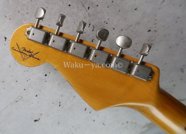 画像7: Fender Custom Shop 1957 Stratocaster Relic  / Gold Sparkle  (7)