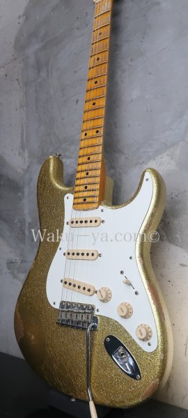 画像5: Fender Custom Shop 1957 Stratocaster Relic  / Gold Sparkle  (5)