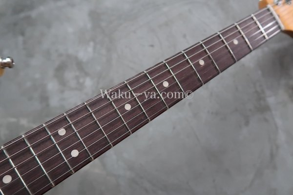 画像4: Fender Custom Shop Custom Deluxe S-1 Stratocaster  S-S-H  Relic / Aged Vintage White (4)