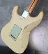 画像12: Fender Custom Shop Custom Deluxe S-1 Stratocaster  S-S-H  Relic / Aged Vintage White (12)