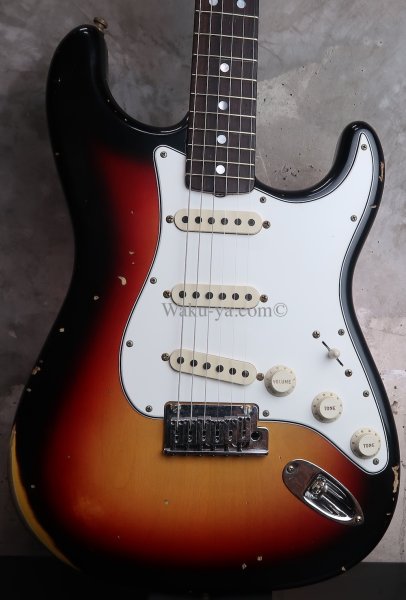 画像1: Fender Custom Shop Stratocaster Sunburst / PRO Relic / 2025 NAMM LTD (1)