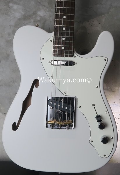 画像1: Fender MIJ Limited Telecaster® Thinline / Kusumi White (1)