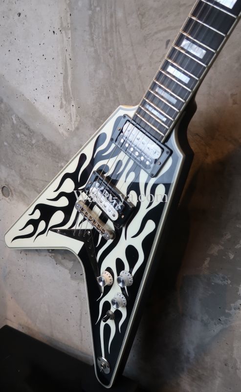 Dean USA Michael Schenker Flames V 100 Limited - 和久屋<Wakuya>
