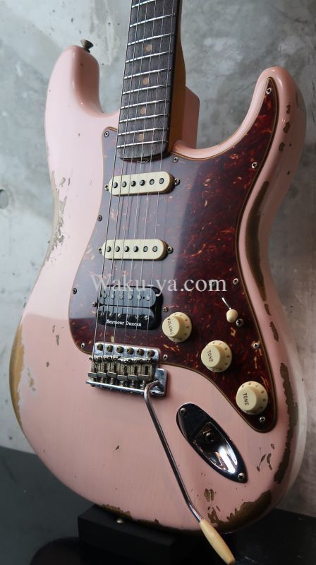Fender Custom Shop 62 Heavy Relic Stratocaster SSH   Aged Shell Pink Finish - 2