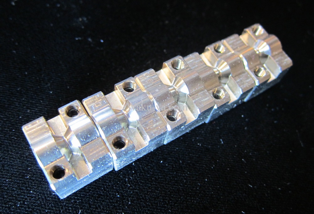 STEINBERGER XL-2 チタンサドル-